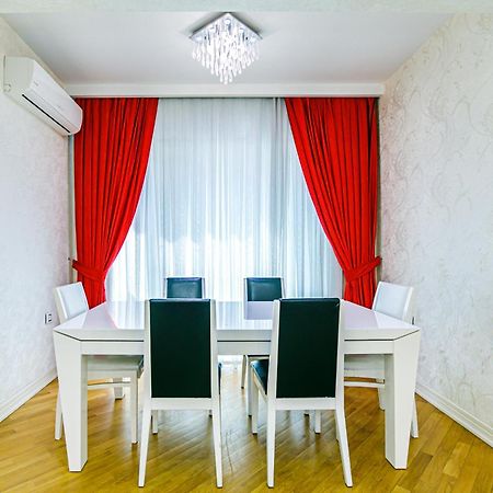 Park Azure Vip Apartment By Baku Housing エクステリア 写真
