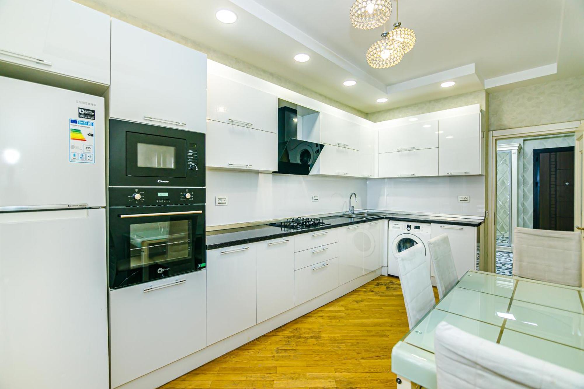 Park Azure Vip Apartment By Baku Housing エクステリア 写真